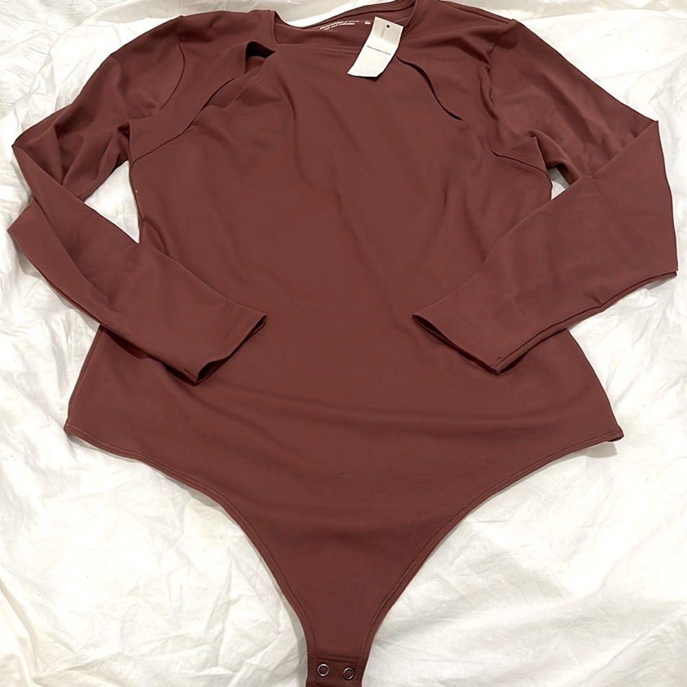 NWT- Abercrombie & Fitch - XL. Bodysuit